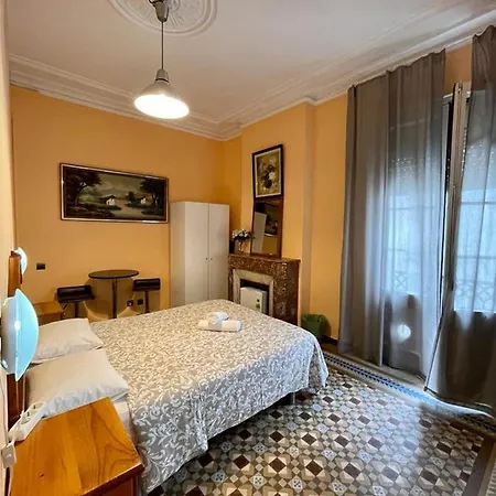 Mariarooms * برشلونة